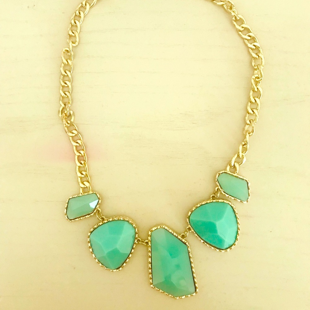 necklace - costume jewelry